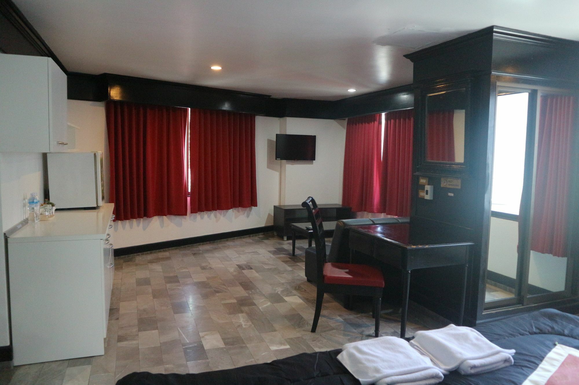 Patong Holiday Dream Hotel Eksteriør billede