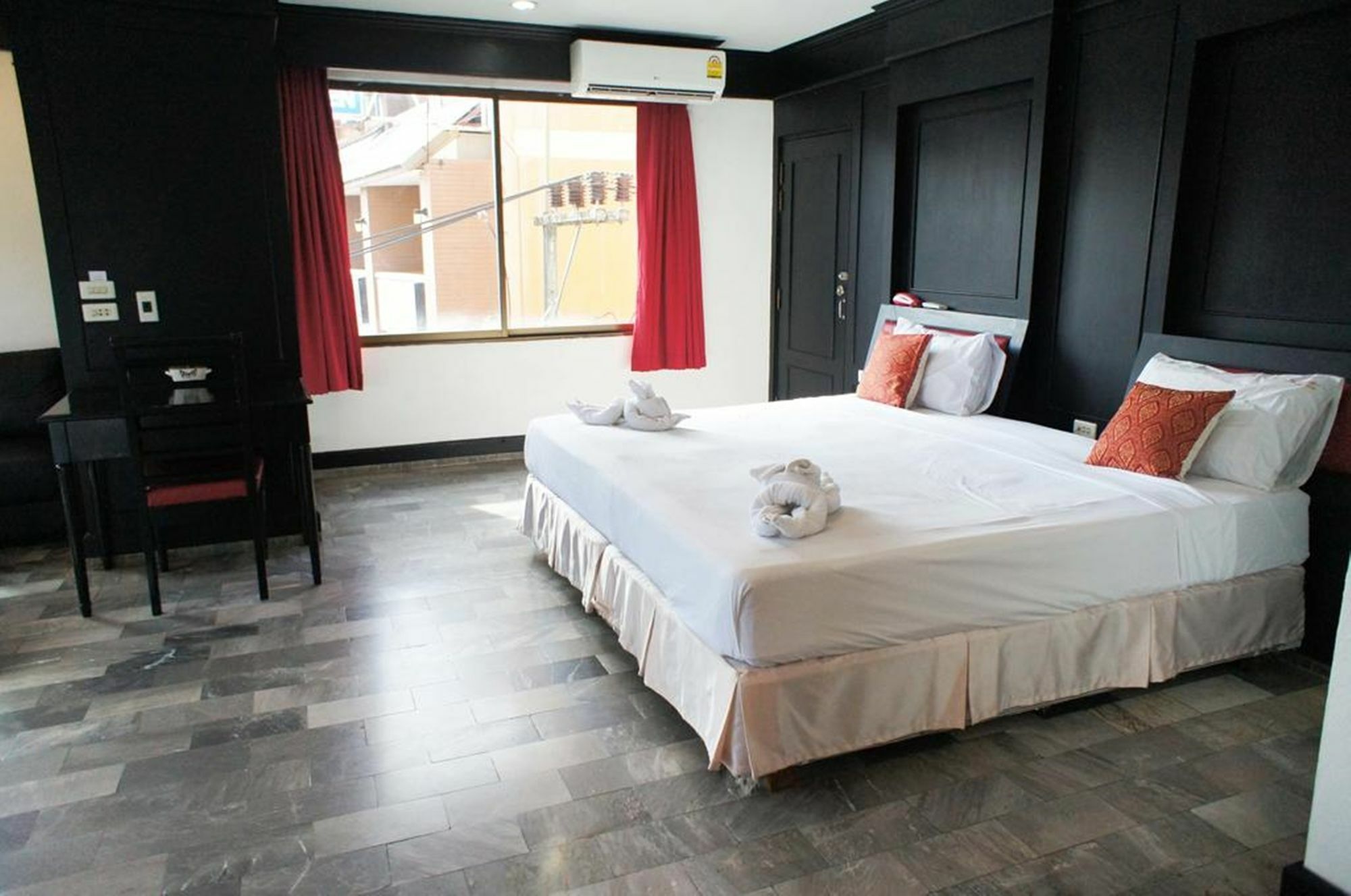 Patong Holiday Dream Hotel Eksteriør billede