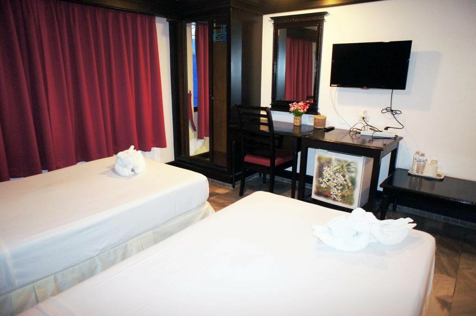 Patong Holiday Dream Hotel Eksteriør billede